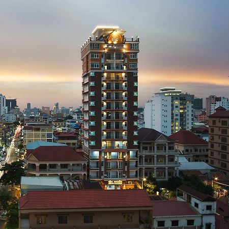 Queen Mansion Phnom Penh Eksteriør billede